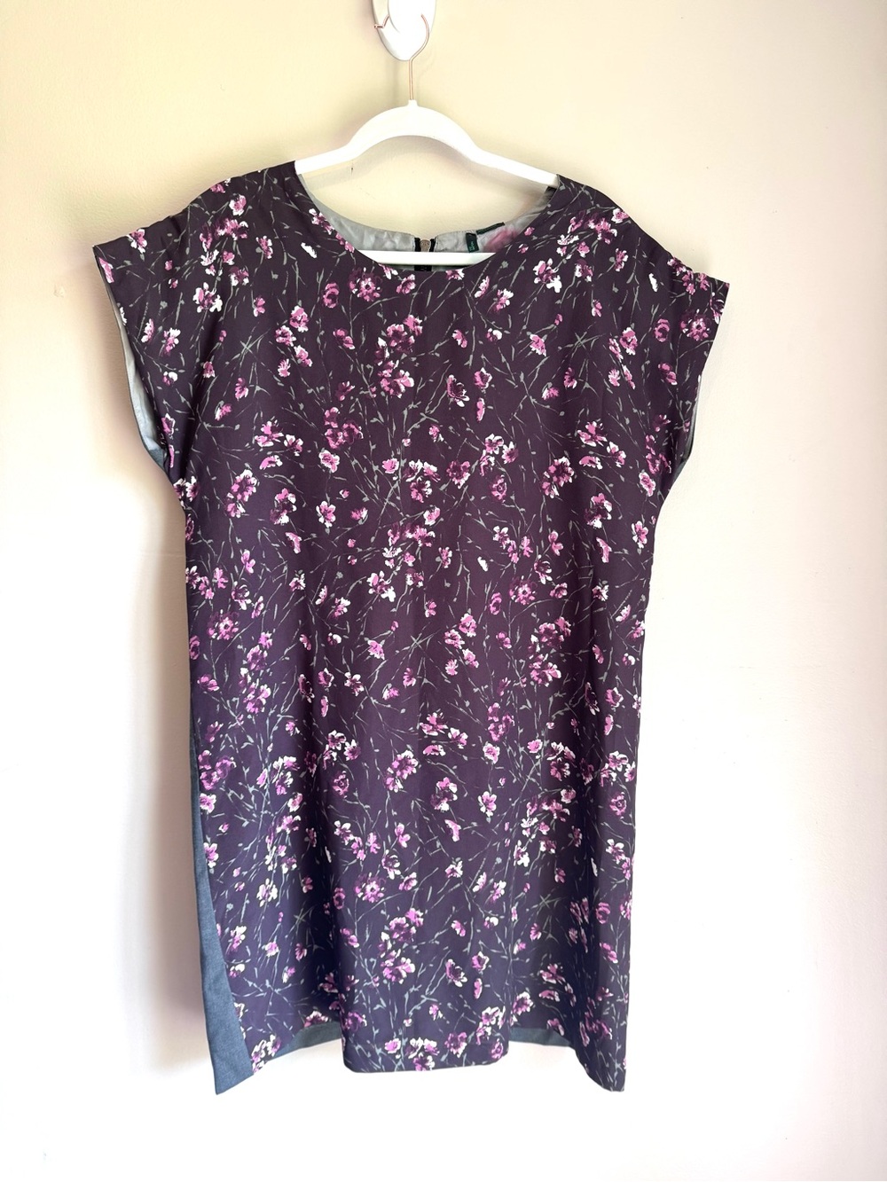 Stile Benetton Floral Shift Dress Gray Purple Cap Sleeve Size L Large